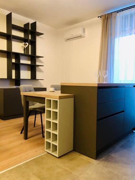 Joy City Stay Vivalia V6B-64 Timişoara Buitenkant foto